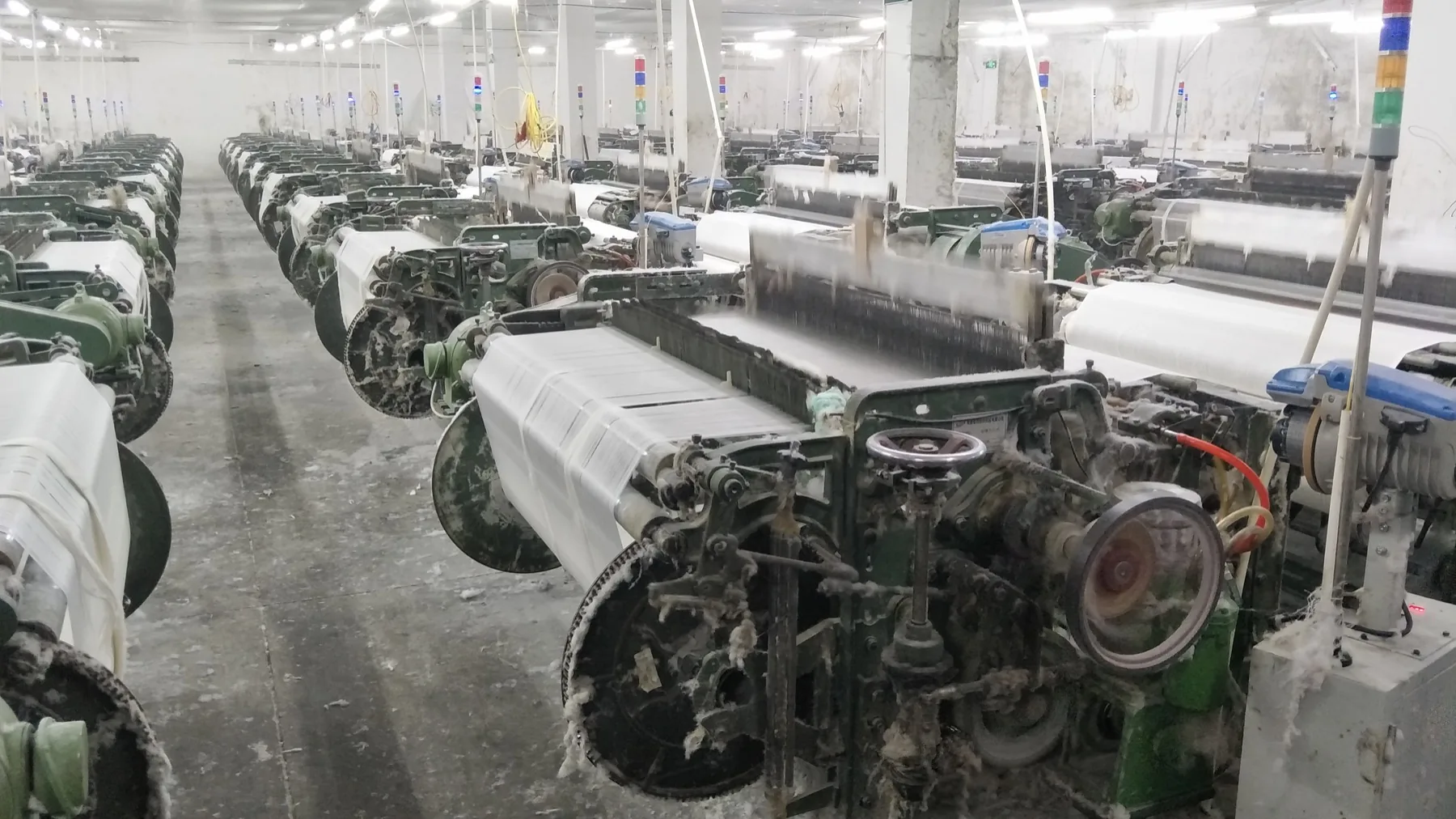 MG768 production line view in a textile factory